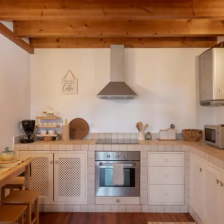 Casa Da Raposeira By An Island *