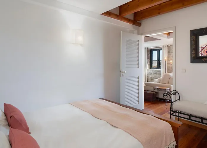 Casa Da Raposeira By An Island *