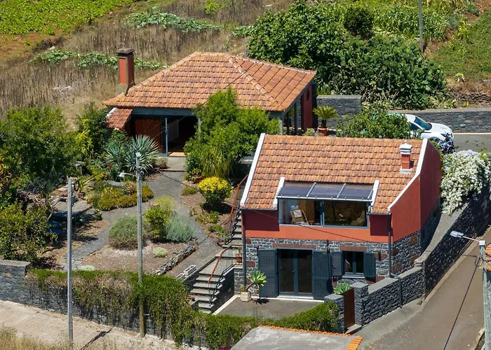 Casa Da Raposeira By An Island * Calheta (Madeira)