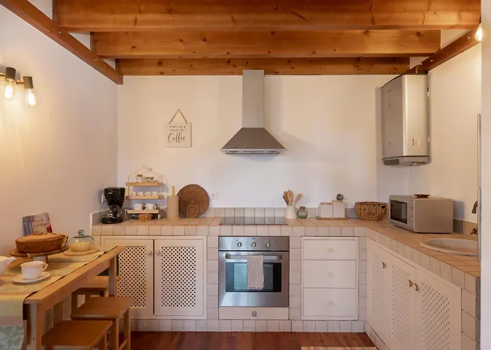 Casa Da Raposeira By An Island *